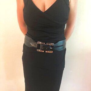 Little Black Dress - Sleeveless Sculpting knee length  Dress